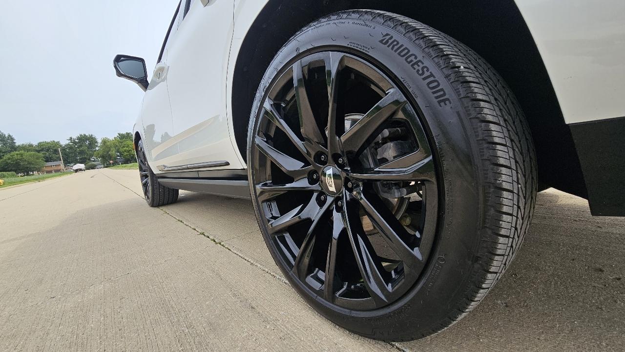 Cadillac Escalade 4WD 4dr Sport 2021