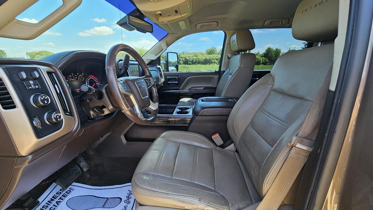 GMC Sierra 2500HD available WiFi 4WD Crew Cab 153.7" Denali 2015