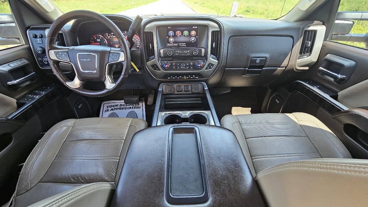 GMC Sierra 2500HD available WiFi 4WD Crew Cab 153.7" Denali 2015