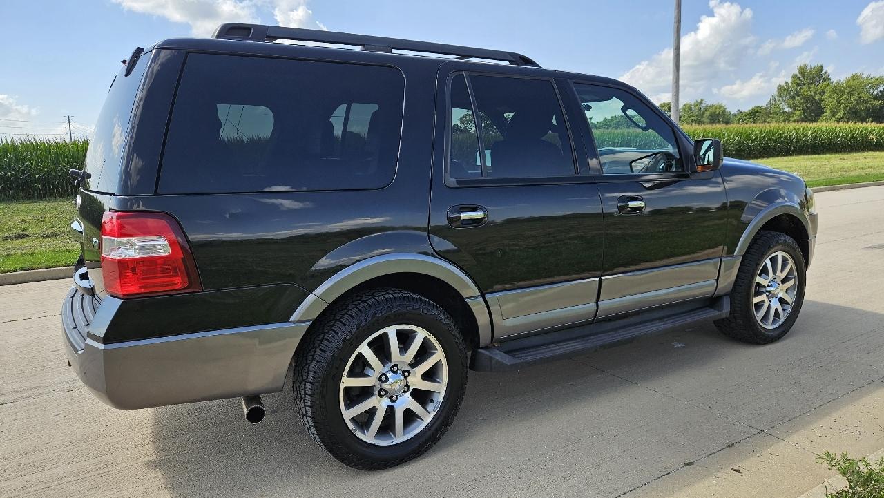 Ford Expedition 4WD 4dr King Ranch 2011