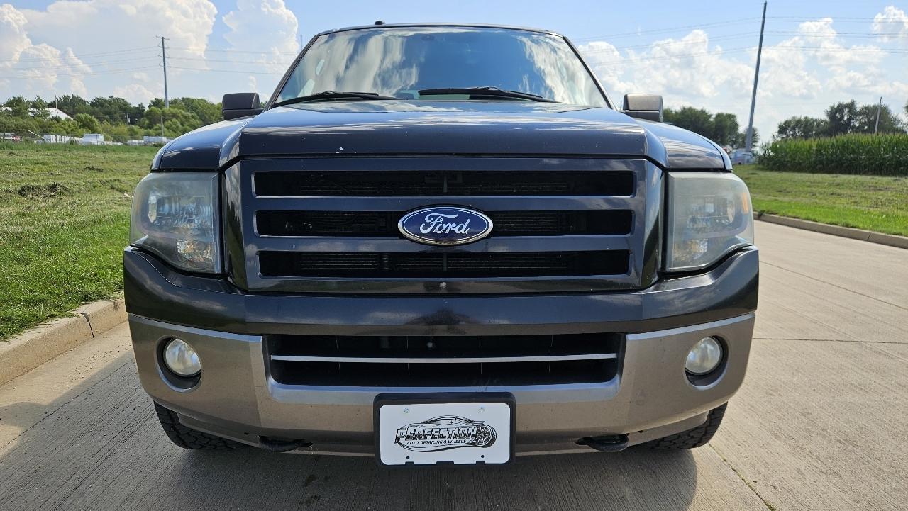 Ford Expedition 4WD 4dr King Ranch 2011