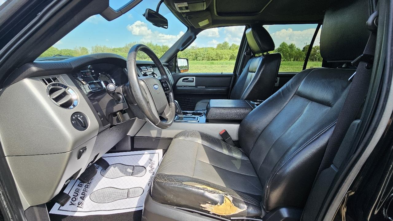 Ford Expedition 4WD 4dr King Ranch 2011