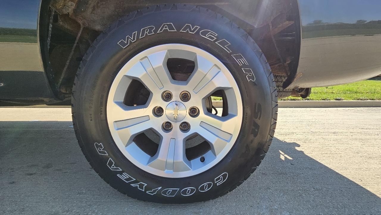 Chevrolet Silverado 1500 Ext Cab 143.5" WB 4WD LS 2003