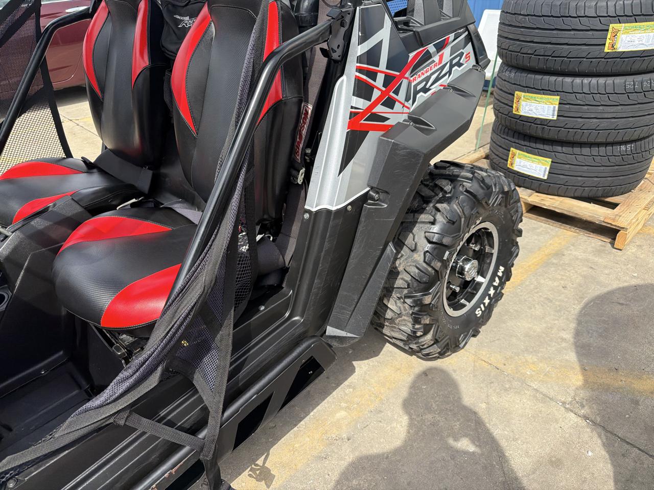 Polaris RZR 800 S  2012