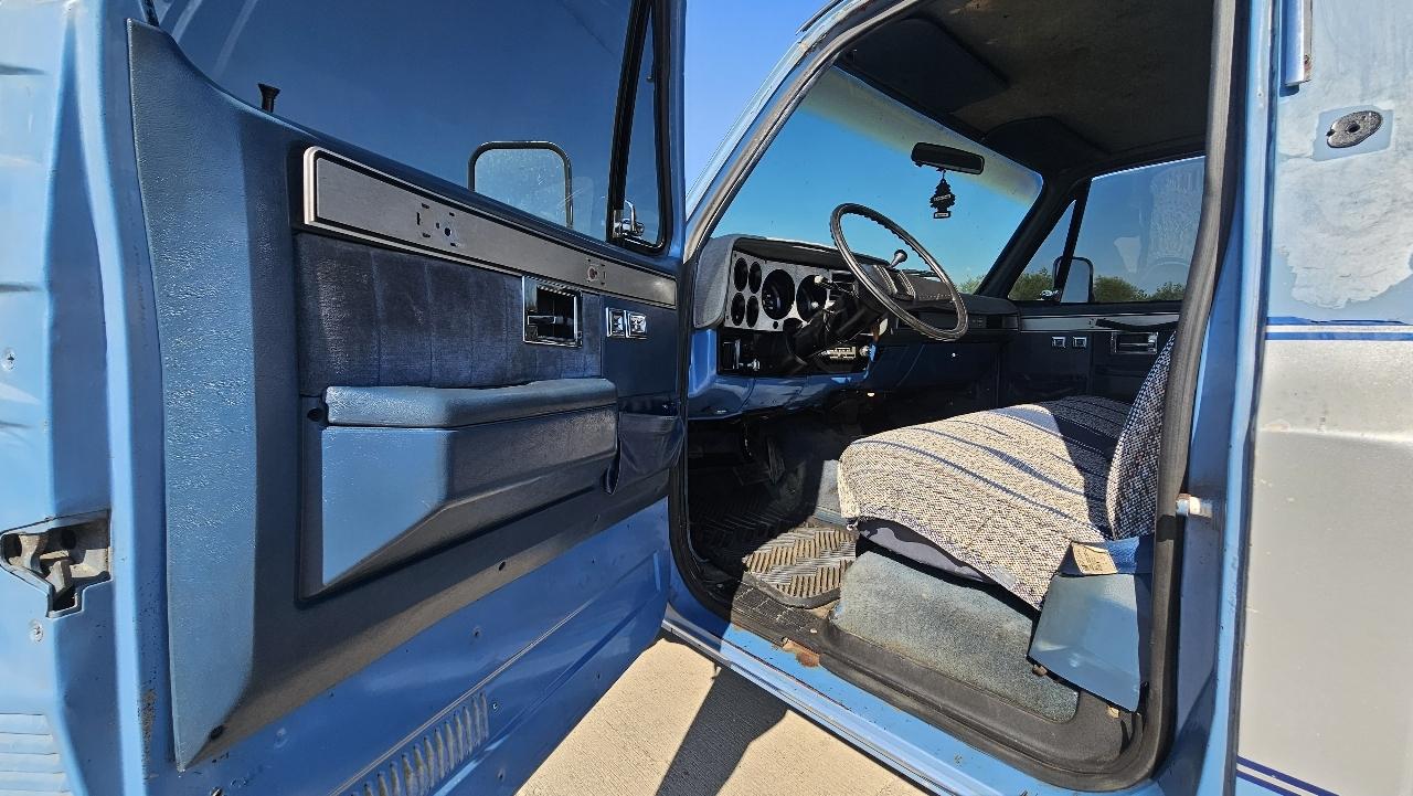 Chevrolet Pickup C30 Fleet Bonus Cab 1983
