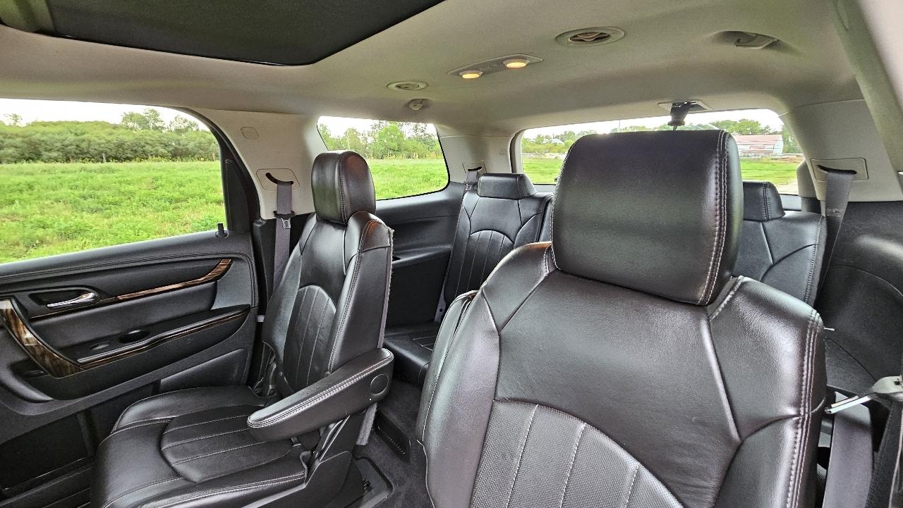 GMC Acadia AWD 4dr Denali 2015