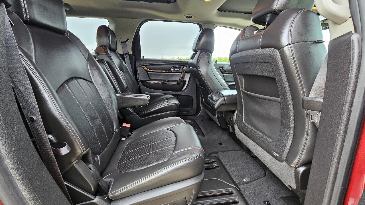 GMC Acadia AWD 4dr Denali 2015