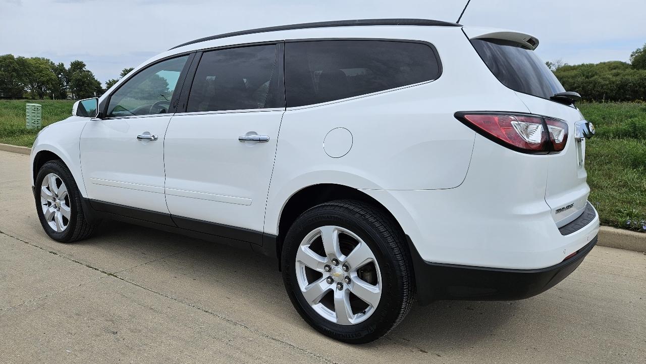 Chevrolet Traverse FWD 4dr LT w/1LT 2017