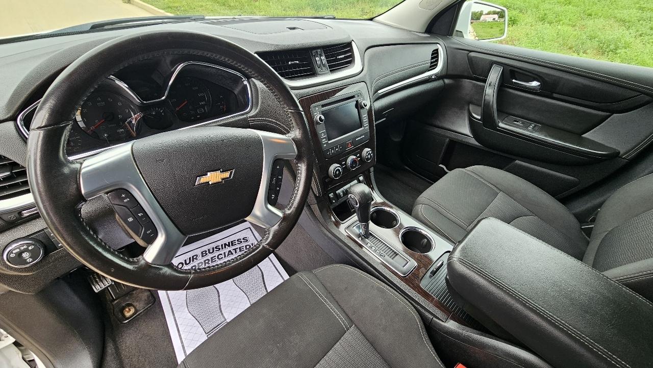 Chevrolet Traverse FWD 4dr LT w/1LT 2017