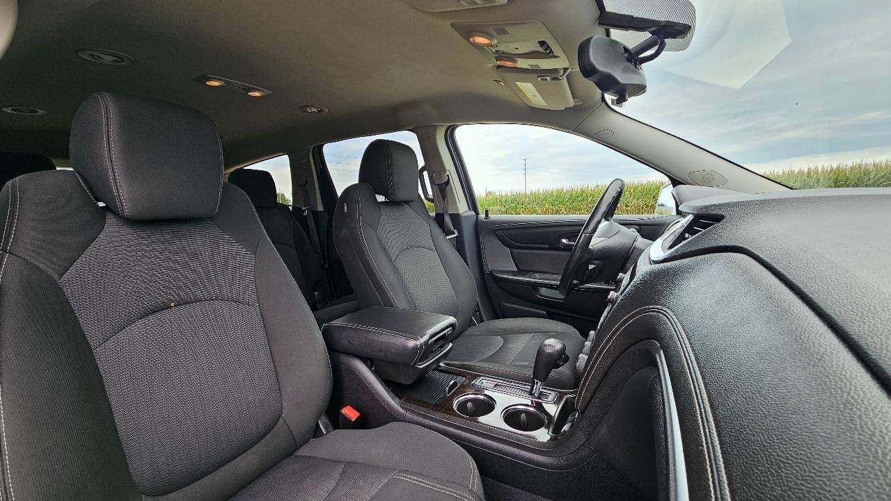 Chevrolet Traverse FWD 4dr LT w/1LT 2017