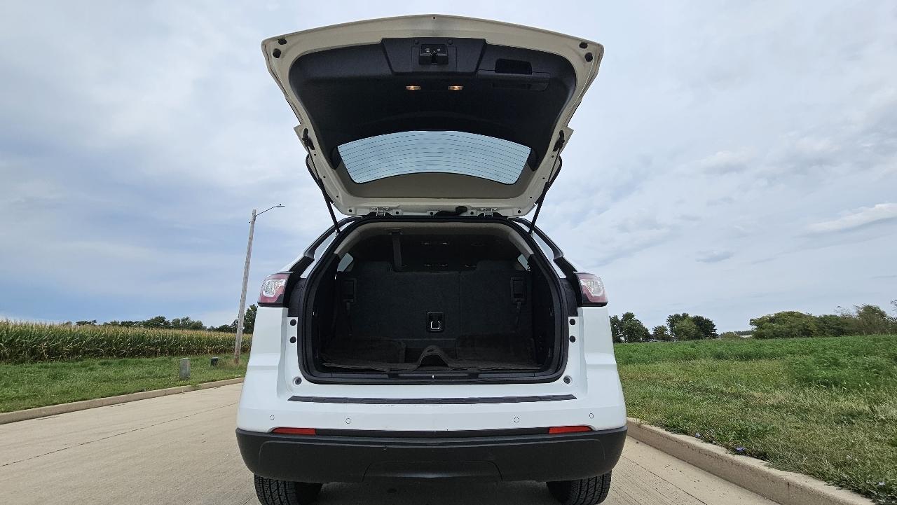 Chevrolet Traverse FWD 4dr LT w/1LT 2017