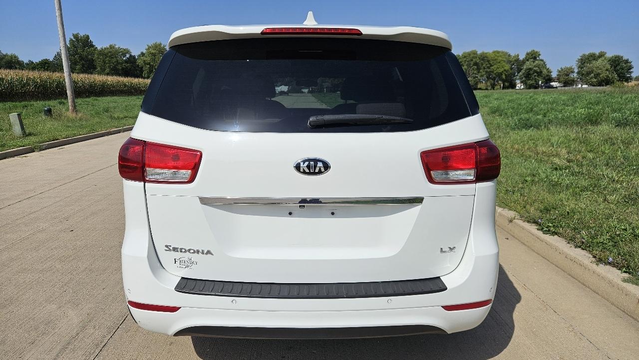 Kia Sedona 4dr Wgn LX 2016