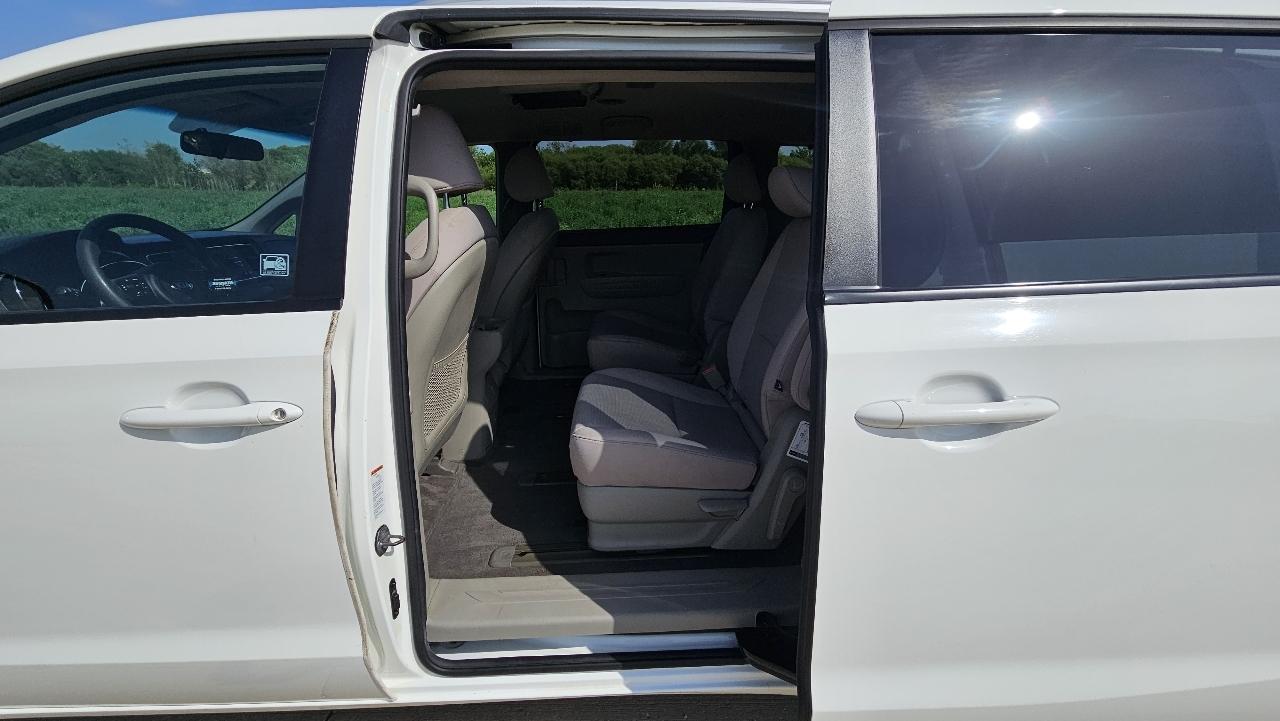 Kia Sedona 4dr Wgn LX 2016