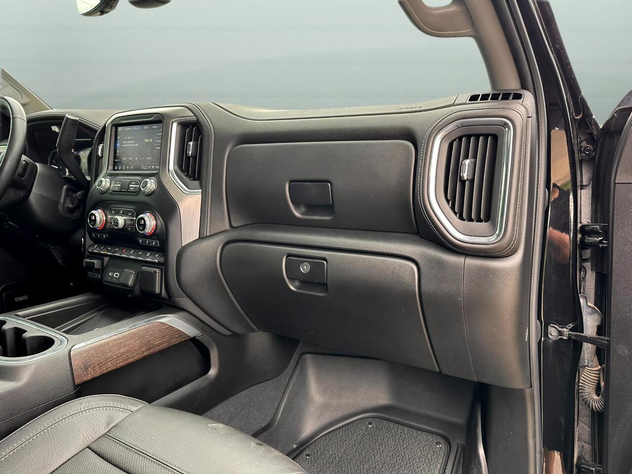 GMC Sierra 2500HD 4WD Crew Cab 159" Denali 2023