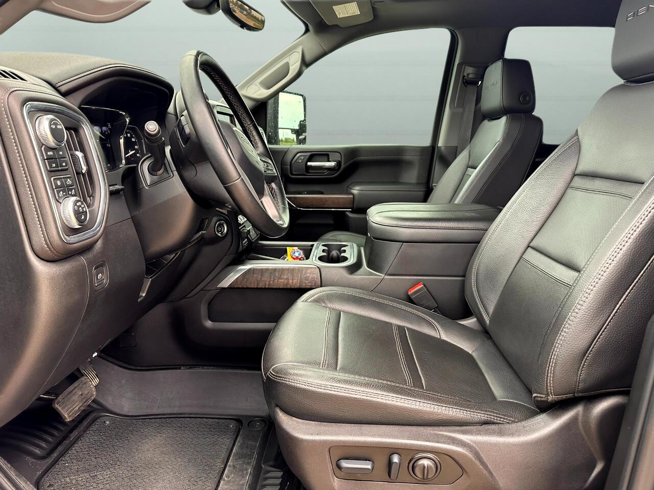 GMC Sierra 2500HD 4WD Crew Cab 159" Denali 2023
