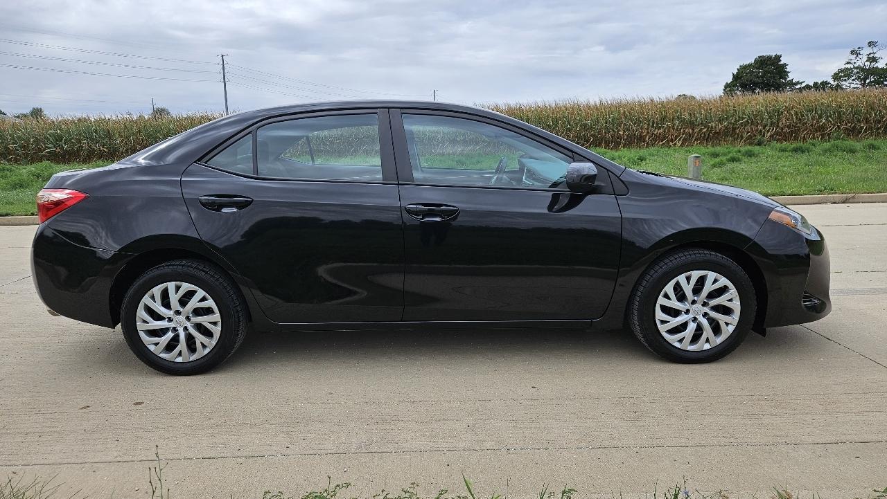 Toyota Corolla XLE CVT (Natl) 2018