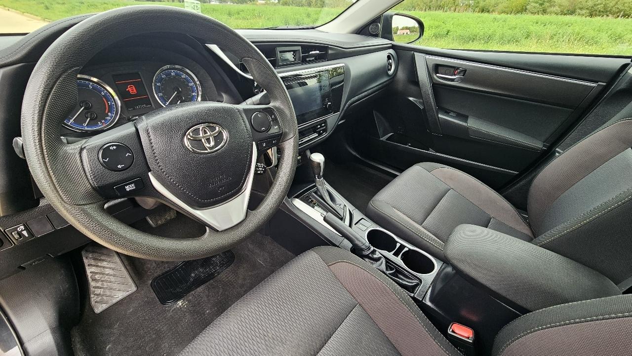 Toyota Corolla XLE CVT (Natl) 2018