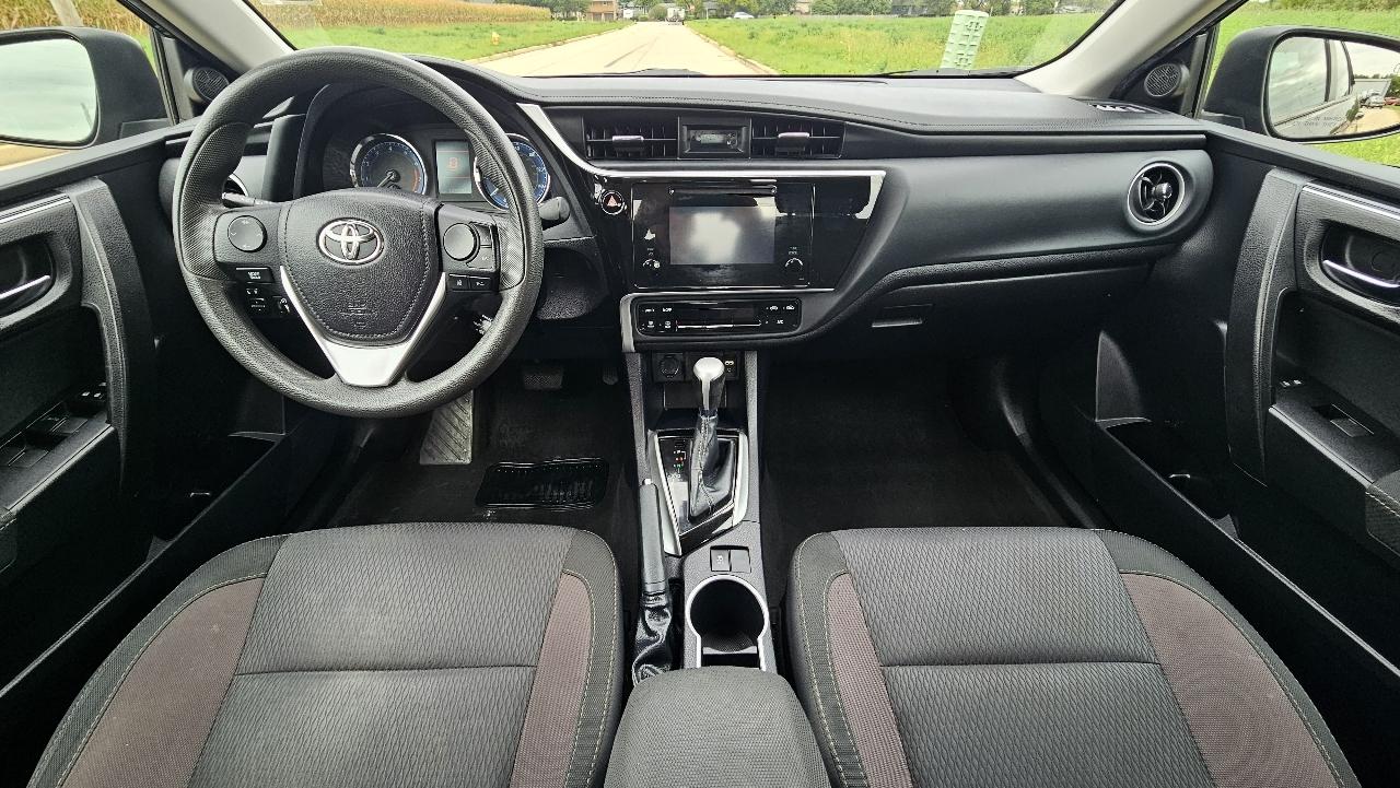 Toyota Corolla XLE CVT (Natl) 2018