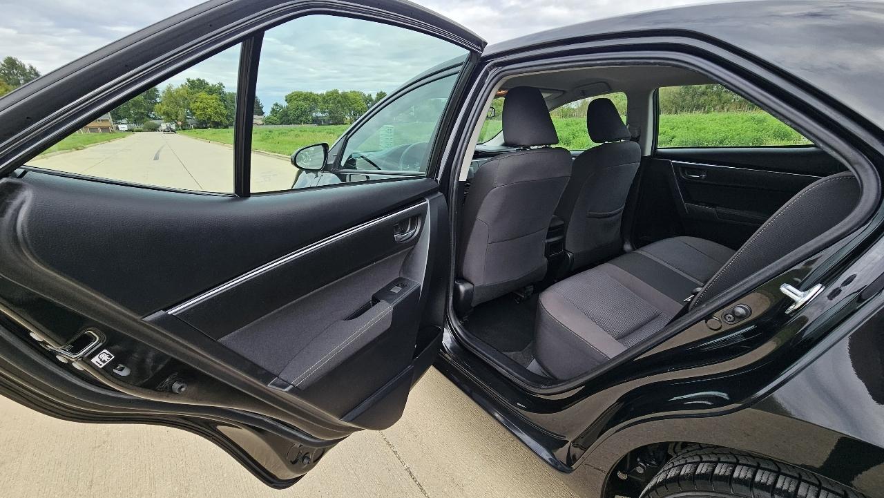 Toyota Corolla XLE CVT (Natl) 2018