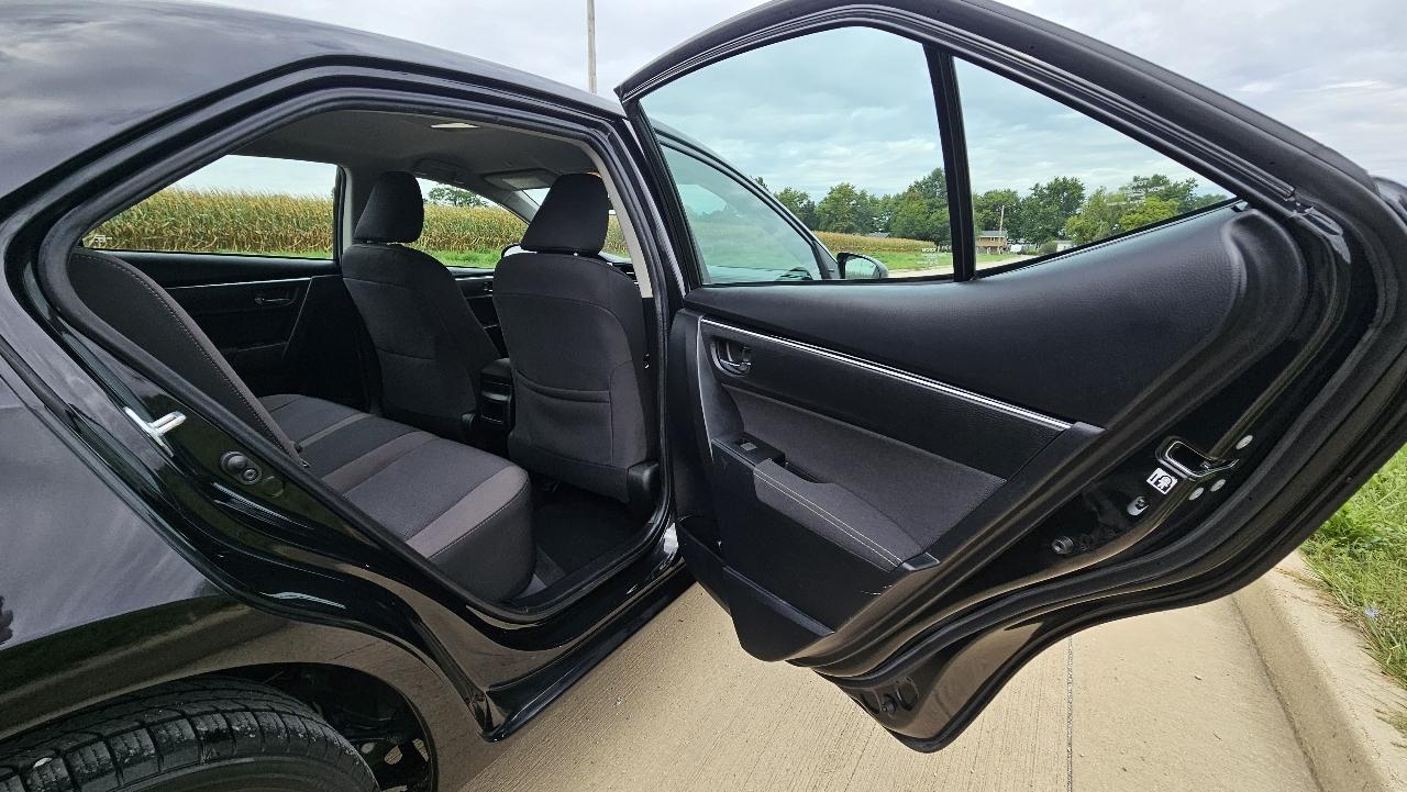 Toyota Corolla XLE CVT (Natl) 2018