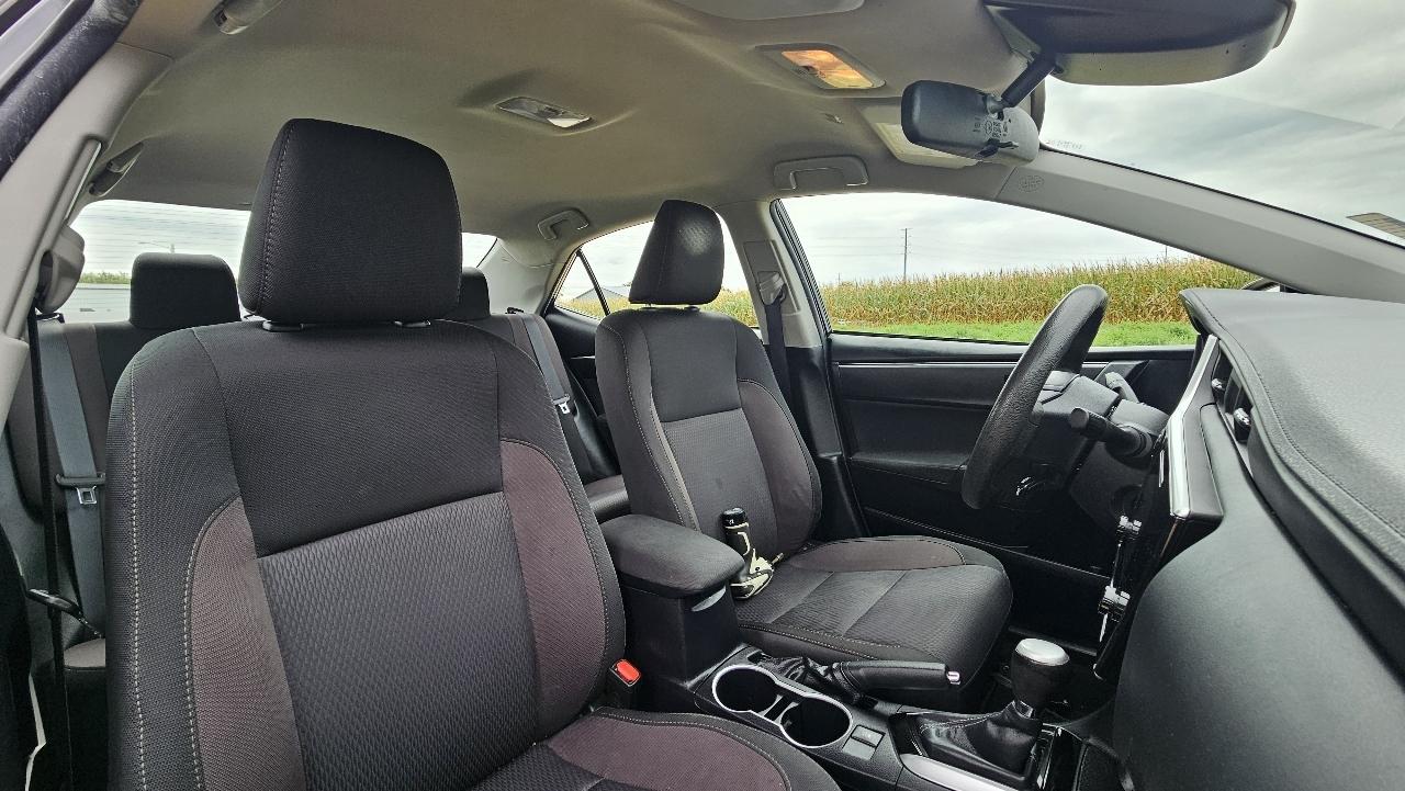 Toyota Corolla XLE CVT (Natl) 2018