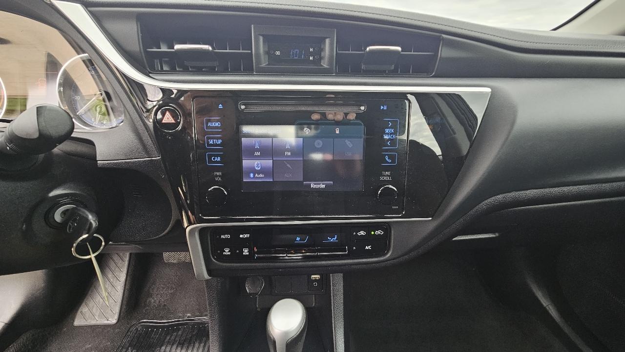Toyota Corolla XLE CVT (Natl) 2018