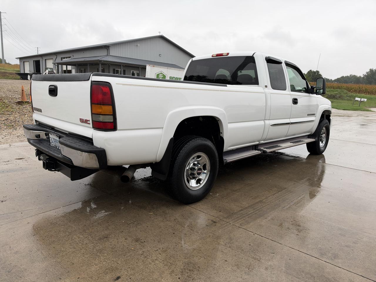 GMC Sierra 2500HD Ext Cab 157.5" WB 2WD SLE2 2006