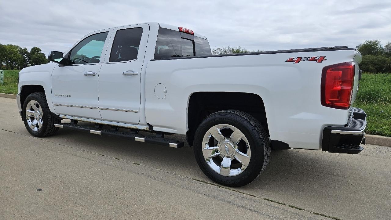 Chevrolet Silverado 1500 4WD Double Cab 143.5" LTZ w/1LZ 2018