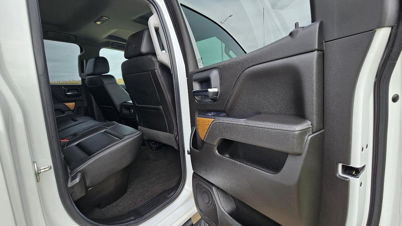 Chevrolet Silverado 1500 4WD Double Cab 143.5" LTZ w/1LZ 2018