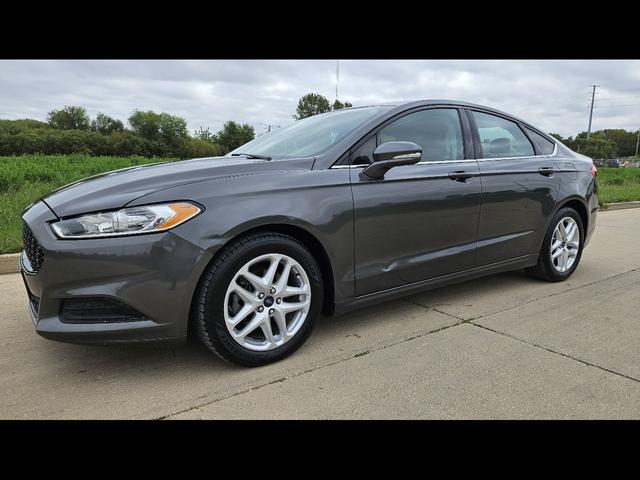 Gray 2015 Ford Fusion Sedan Front-Wheel Drive Automatic
