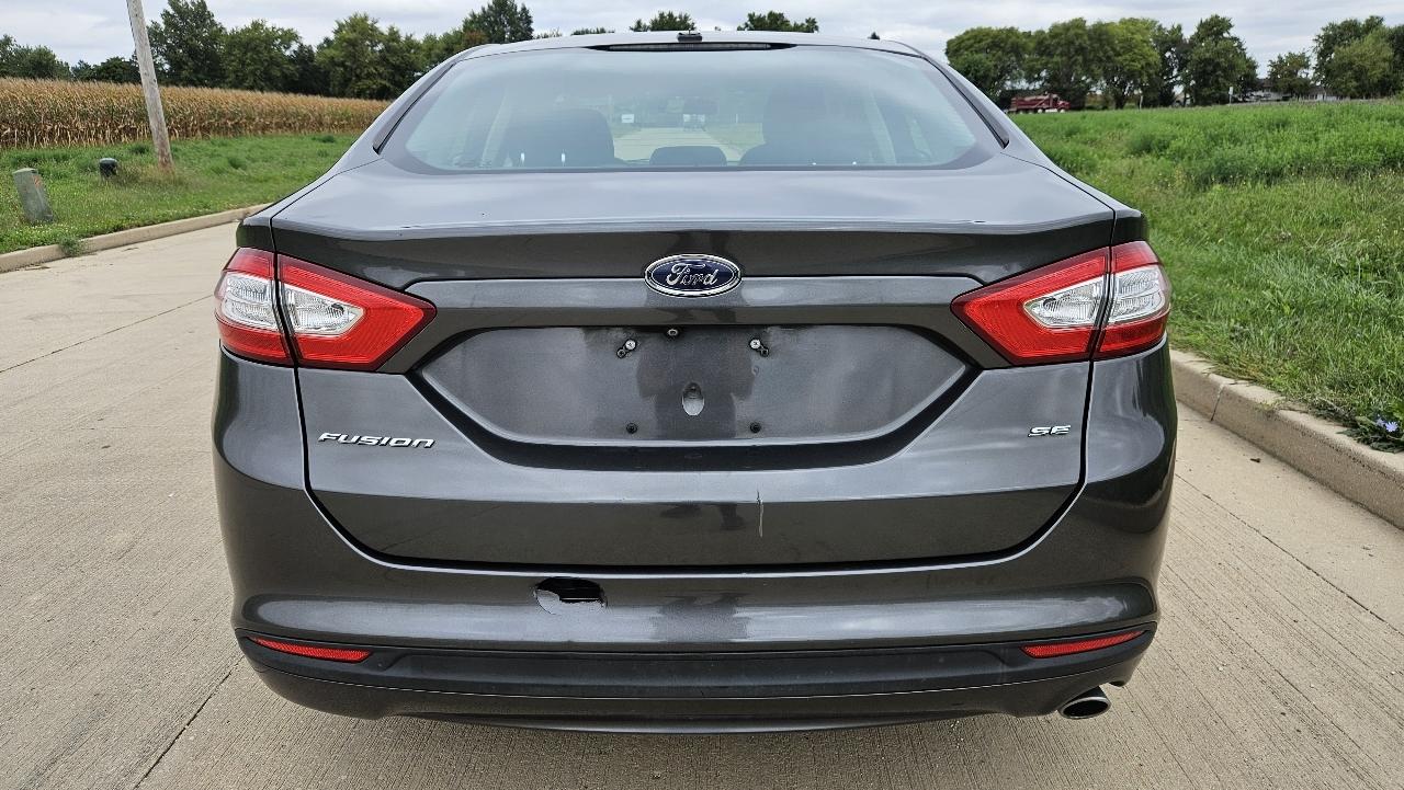 Ford Fusion 4dr Sdn SE FWD 2015
