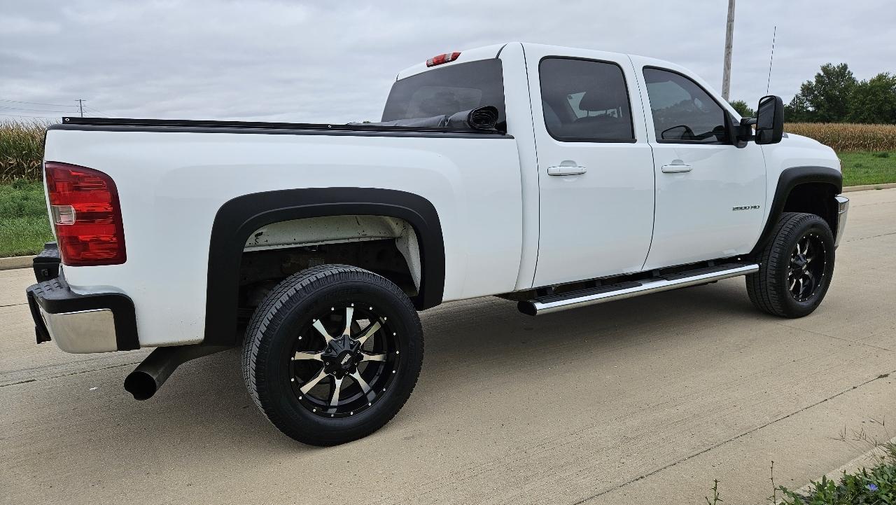 Chevrolet Silverado 2500HD 4WD Crew Cab 153.7" LT 2014