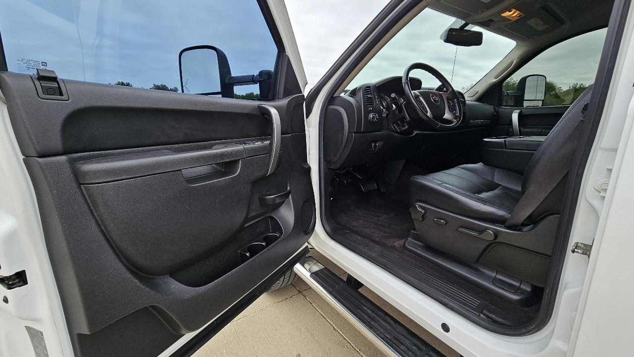 Chevrolet Silverado 2500HD 4WD Crew Cab 153.7" LT 2014