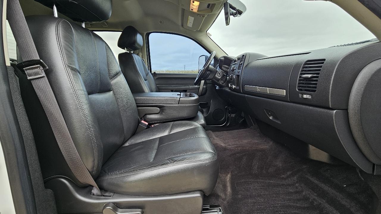 Chevrolet Silverado 2500HD 4WD Crew Cab 153.7" LT 2014