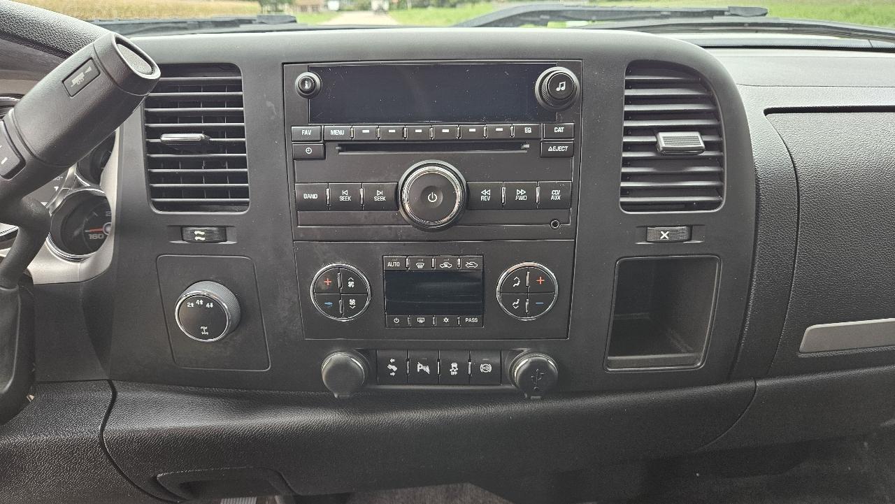 Chevrolet Silverado 2500HD 4WD Crew Cab 153.7" LT 2014