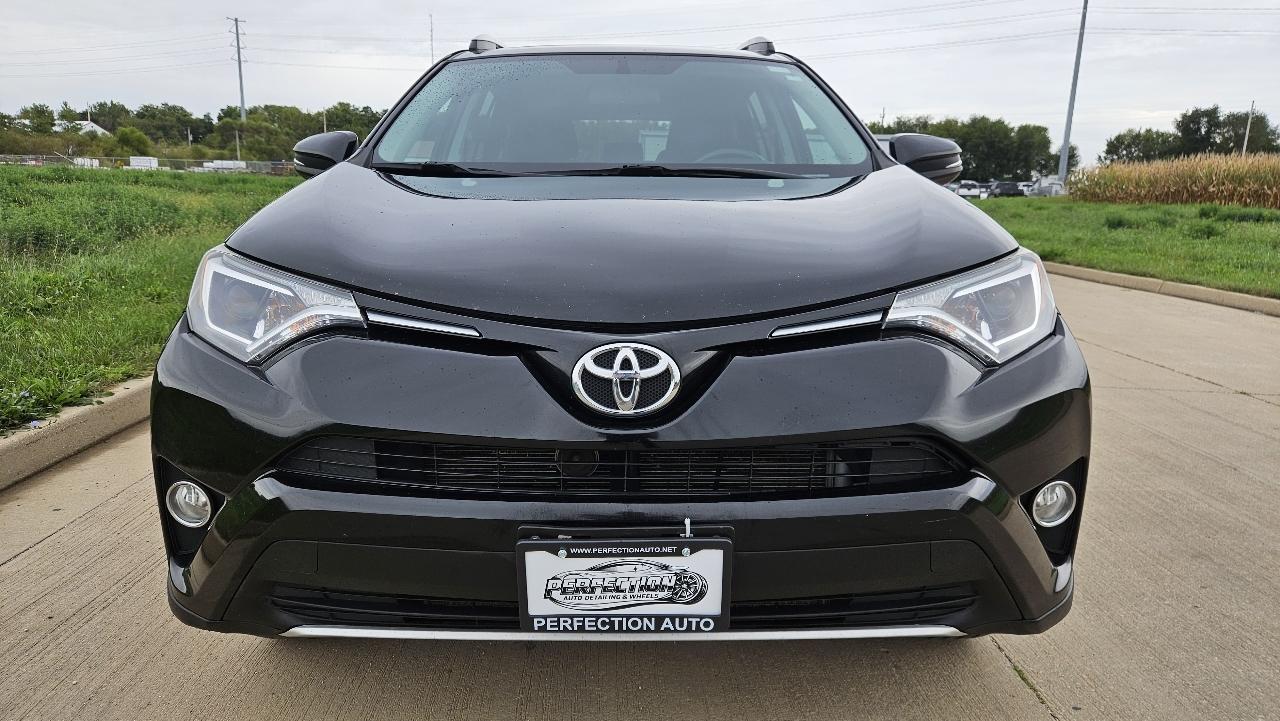 Toyota RAV4 AWD 4dr XLE (Natl) 2016