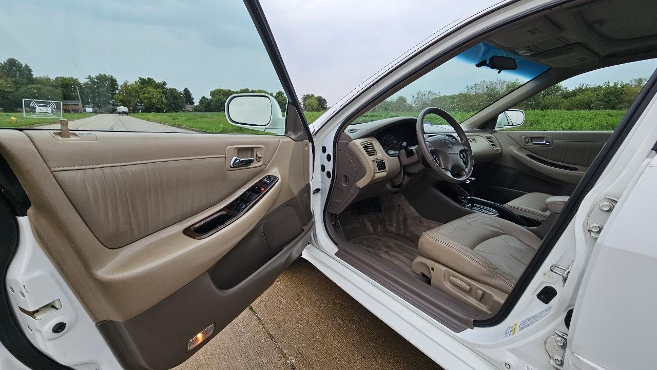 Honda Accord Sdn EX Auto V6 w/Leather 2002