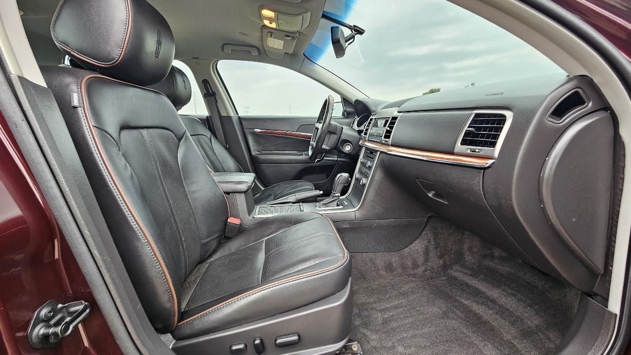 Lincoln MKZ 4dr Sdn FWD 2012