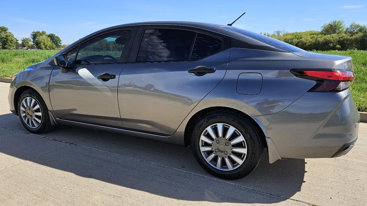 Nissan Versa S Manual 2020