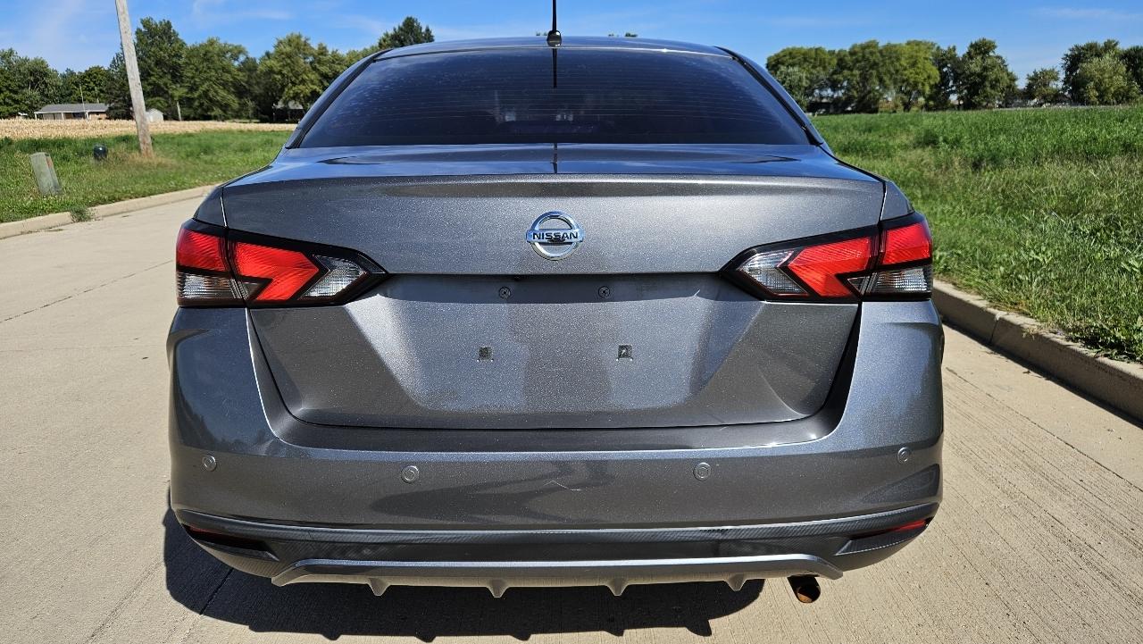 Nissan Versa S Manual 2020