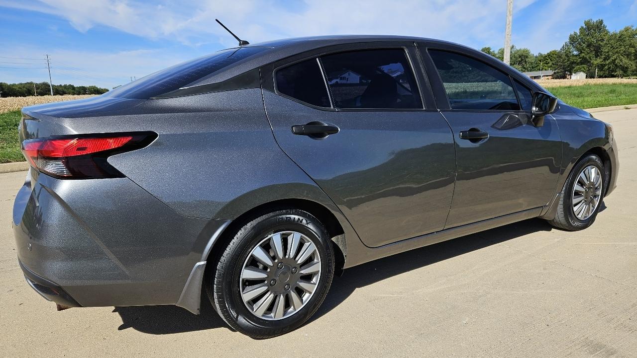 Nissan Versa S Manual 2020