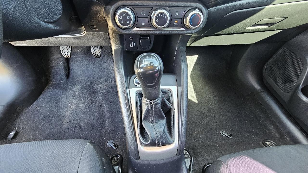 Nissan Versa S Manual 2020