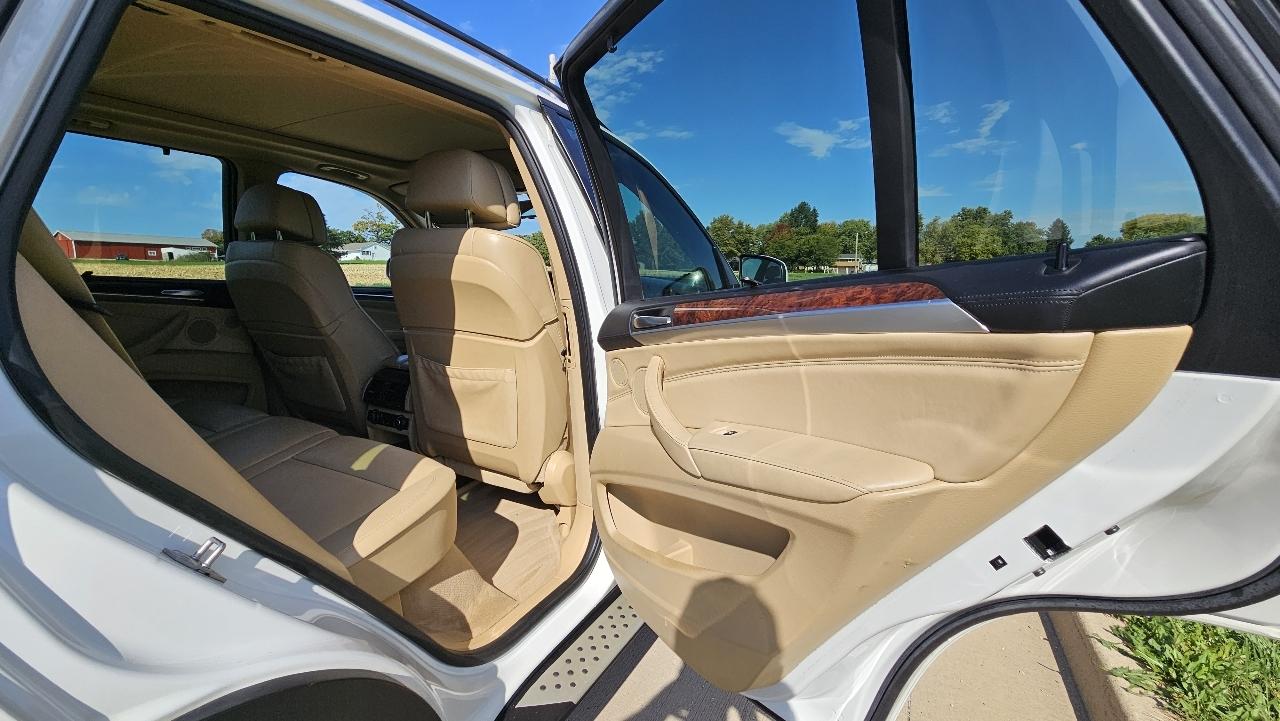 BMW X5 AWD 4dr 35i 2011