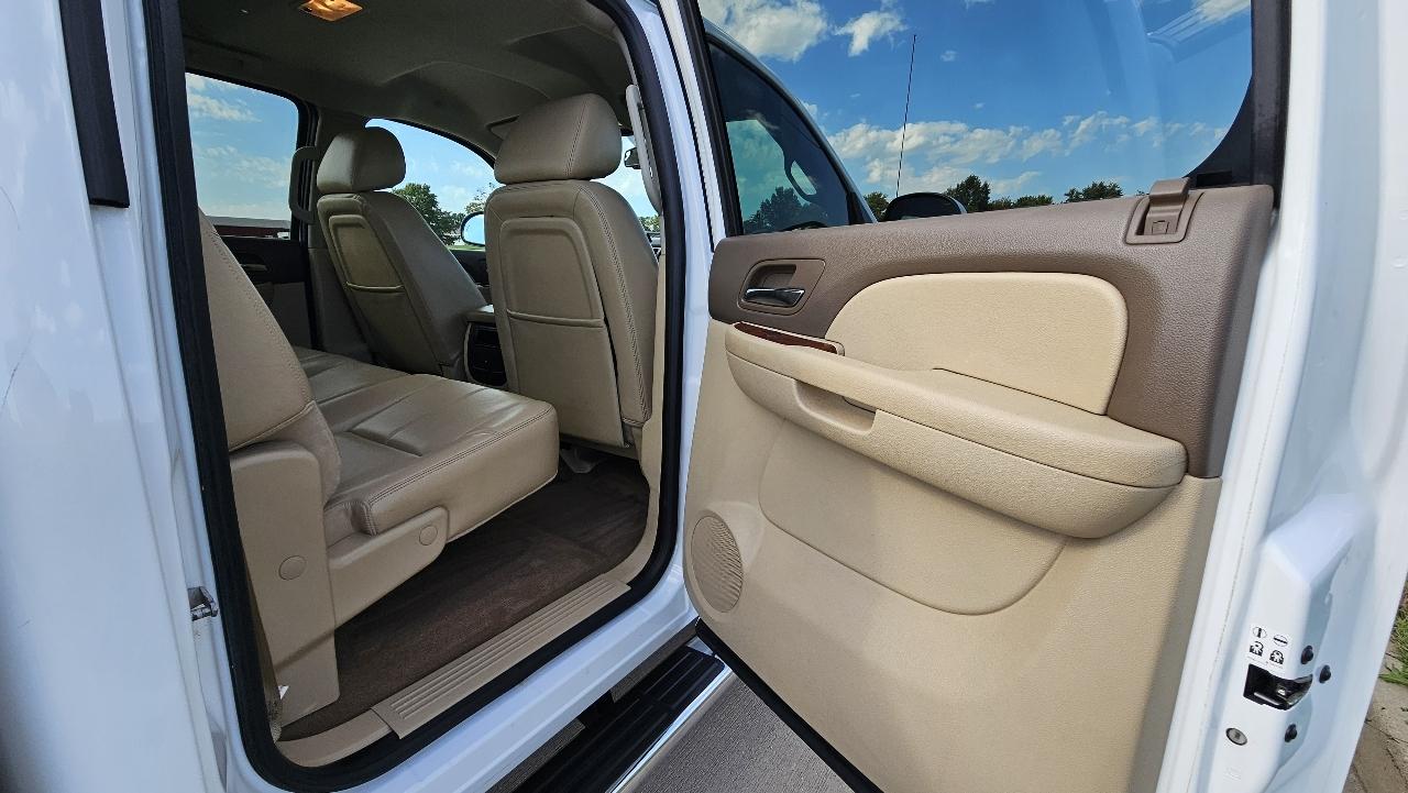 Chevrolet Silverado 1500 4WD Crew Cab 143.5" LTZ 2013
