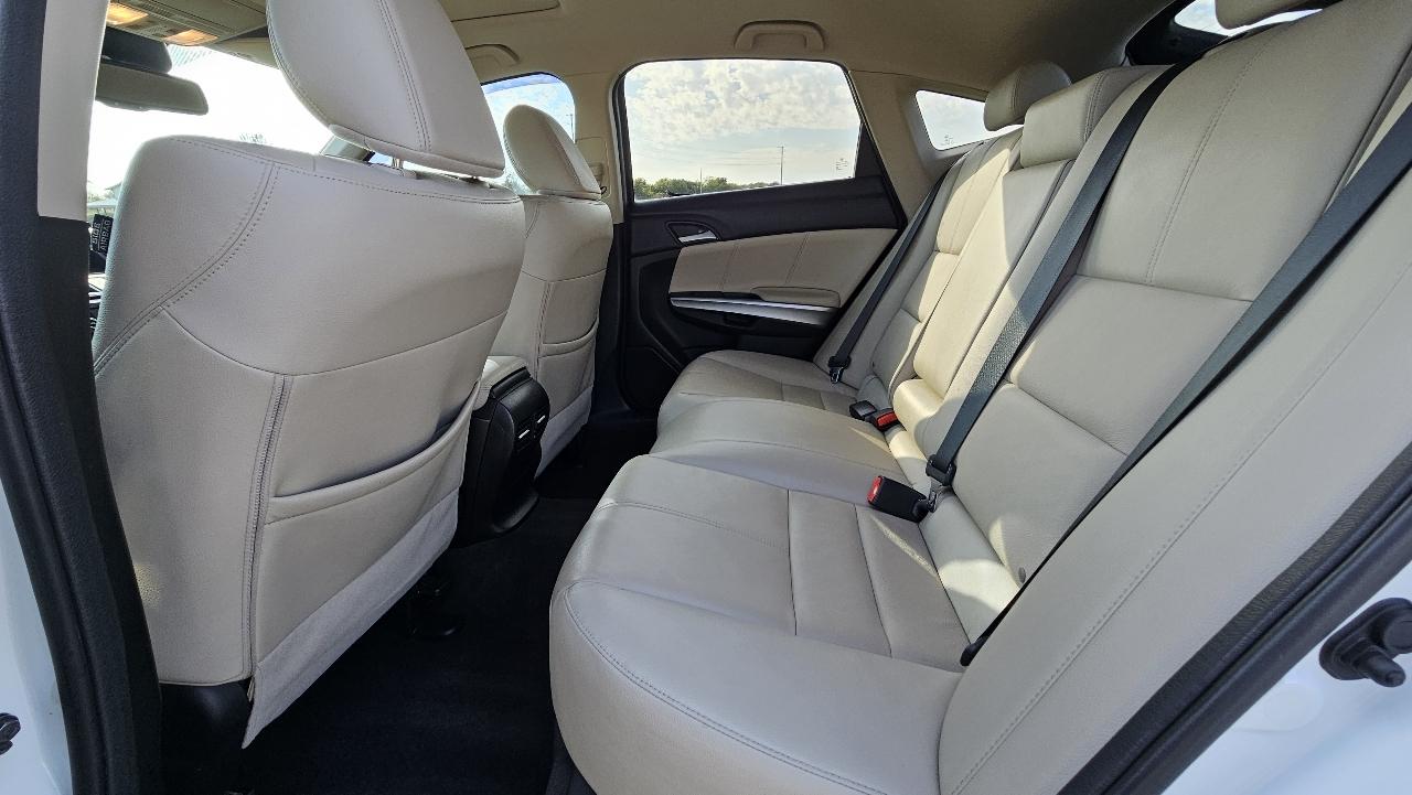 Honda Crosstour 4WD V6 5dr EX-L 2015