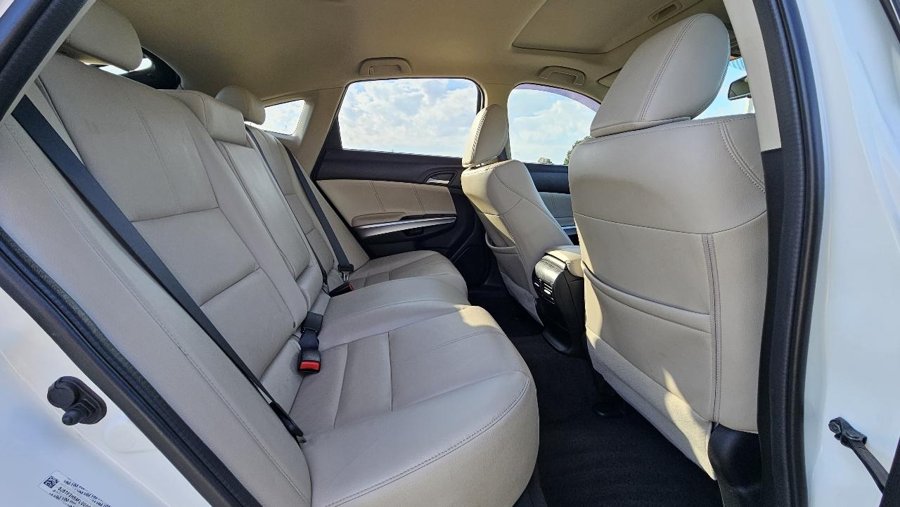 Honda Crosstour 4WD V6 5dr EX-L 2015