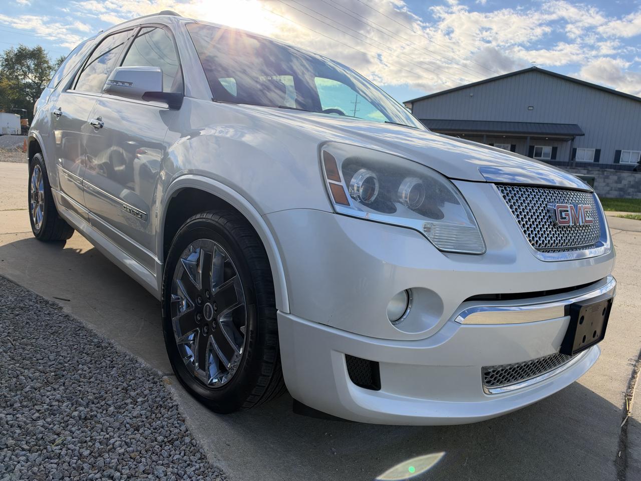 GMC Acadia AWD 4dr Denali 2011