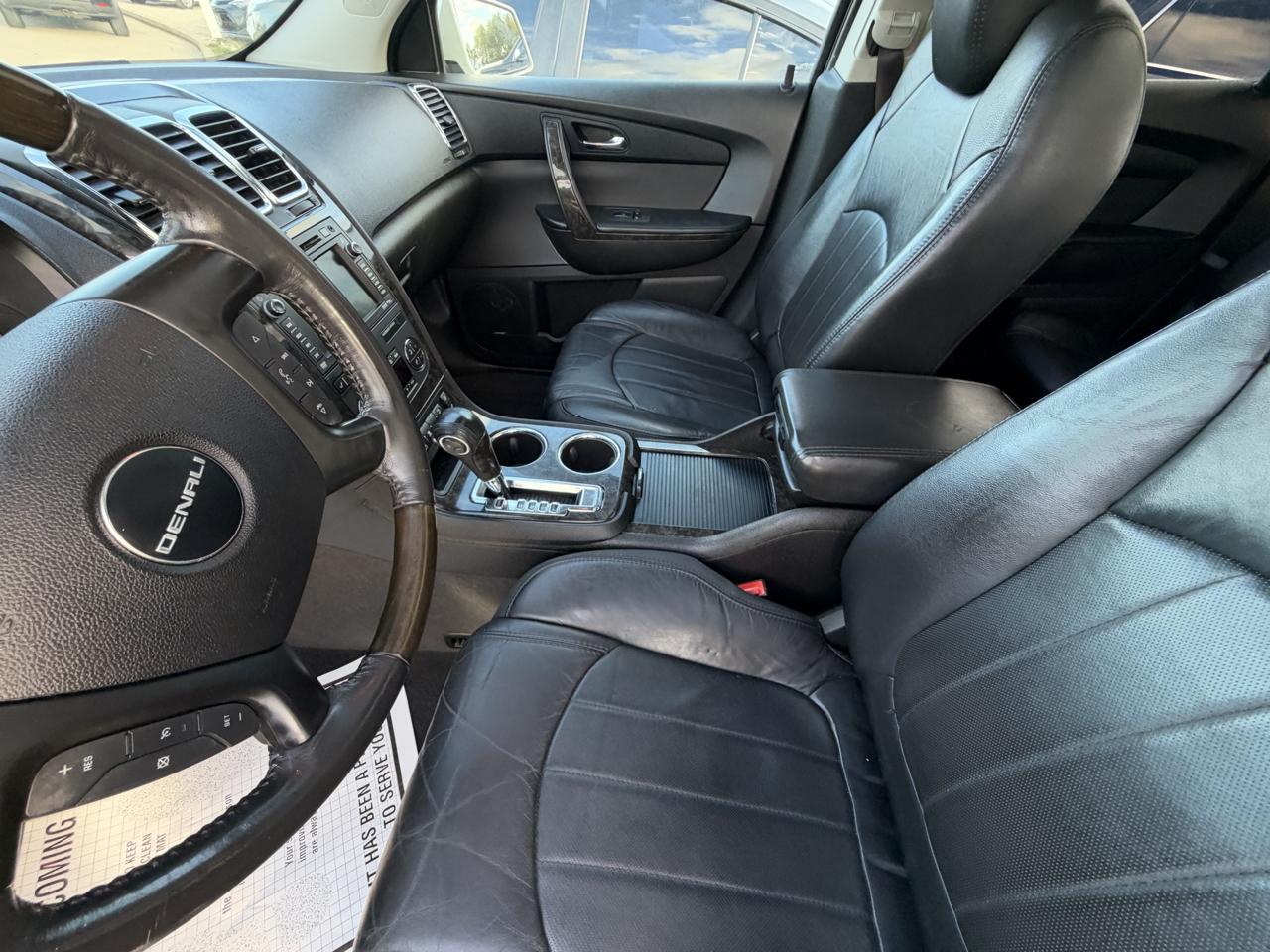 GMC Acadia AWD 4dr Denali 2011