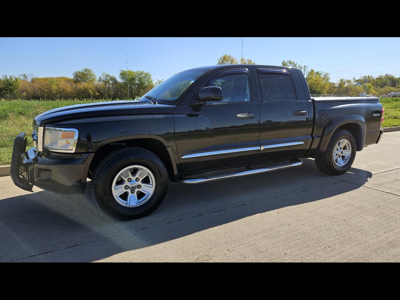 Dodge Dakota 4WD Crew Cab Laramie 2008