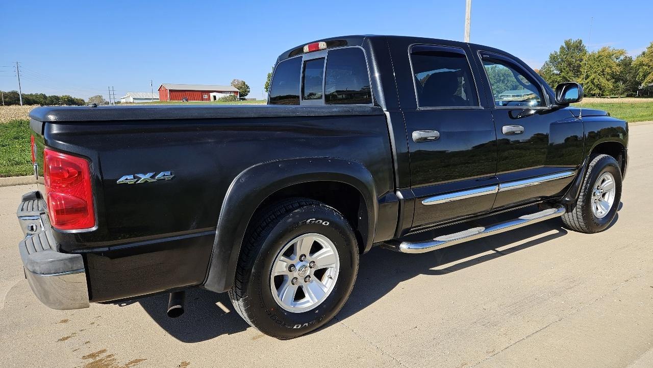 Dodge Dakota 4WD Crew Cab Laramie 2008